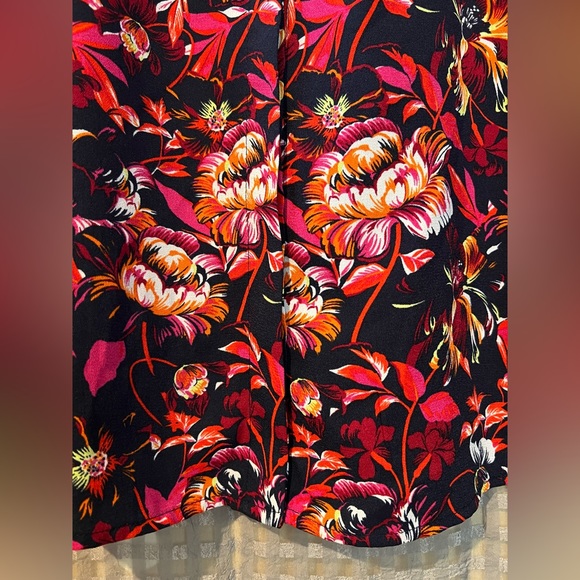🌹NWT! Halogen Floral Button Down Shirt - Picture 7 of 7